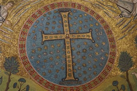 El triunfo de la cruz! Un mosaico bizantino del siglo VII que irradia fe y poderío.